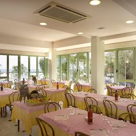 Hotel Palos