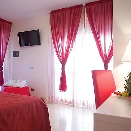 Palos Hotel 3*