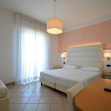 Palos Hotel 3*