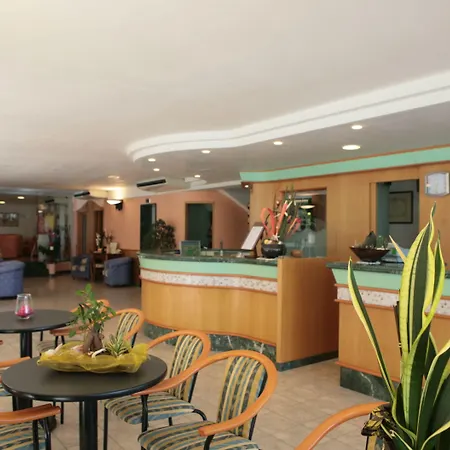 Hotel Palos 3*