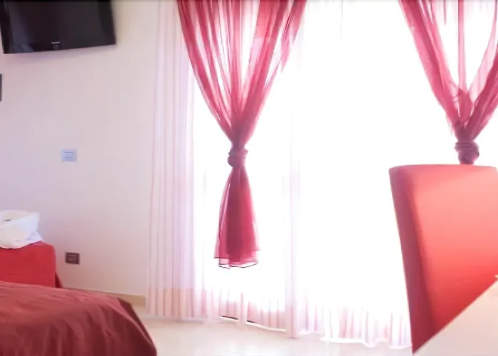 Otel Palos